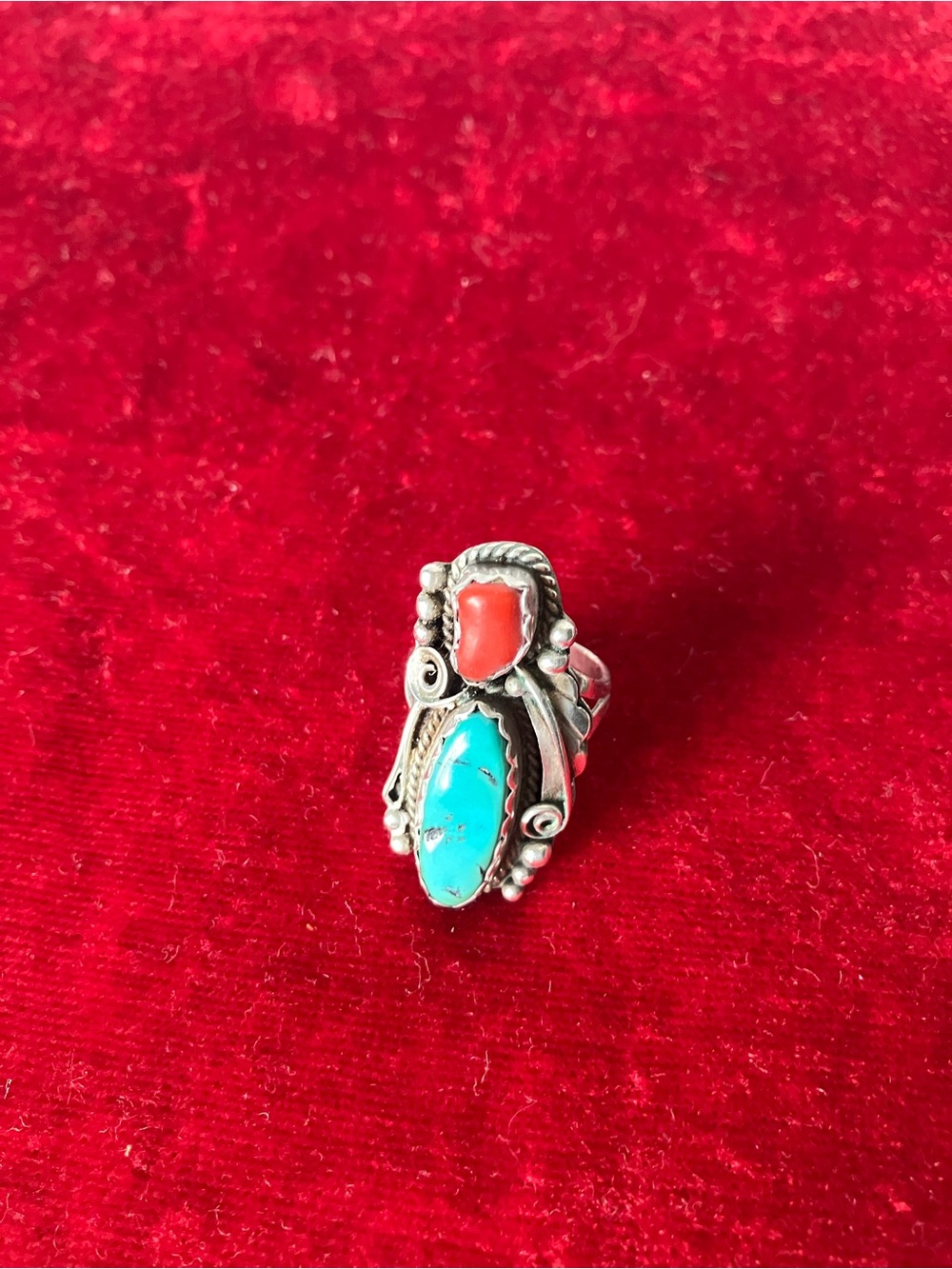 Vtg Justin Morris Navajo Sterling Silver Kingman Turquoise Coral Ring Size 6.75.